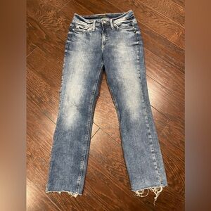 Silver Jeans Hello Legs Women’s Size 26x27 Straight Leg Mid Rise Raw Hem Stretch